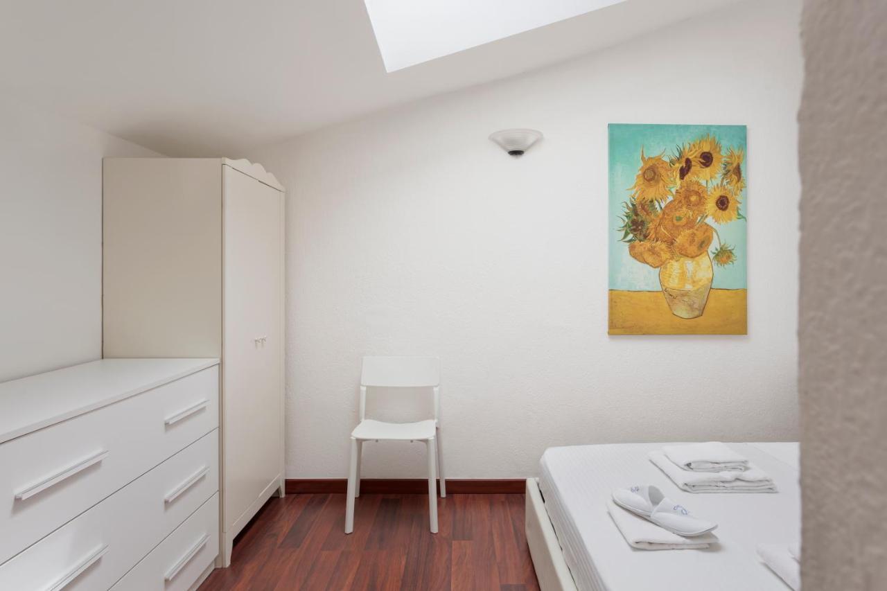 1 Bedroom Apt - Duomo 4 Milan Luaran gambar