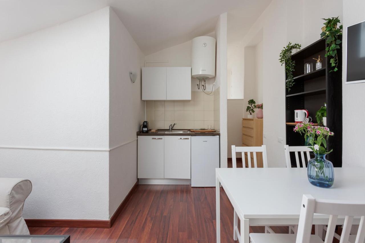 1 Bedroom Apt - Duomo 4 Milan Luaran gambar